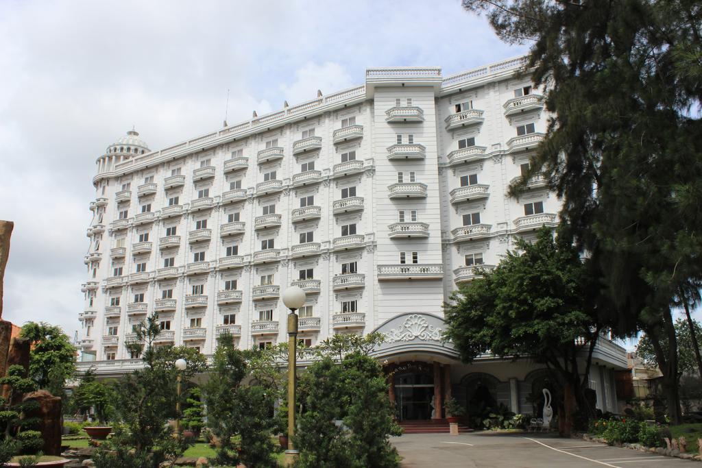 Thuan An Saigon Park Resort מראה חיצוני תמונה